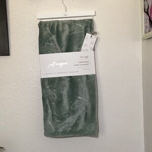 S.L. Home Fashion Teal Embossed Baby Blanket